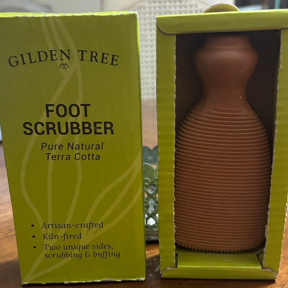 Pure, Natural Terra Cotta Foot Scrubber - Picture 3 of 5